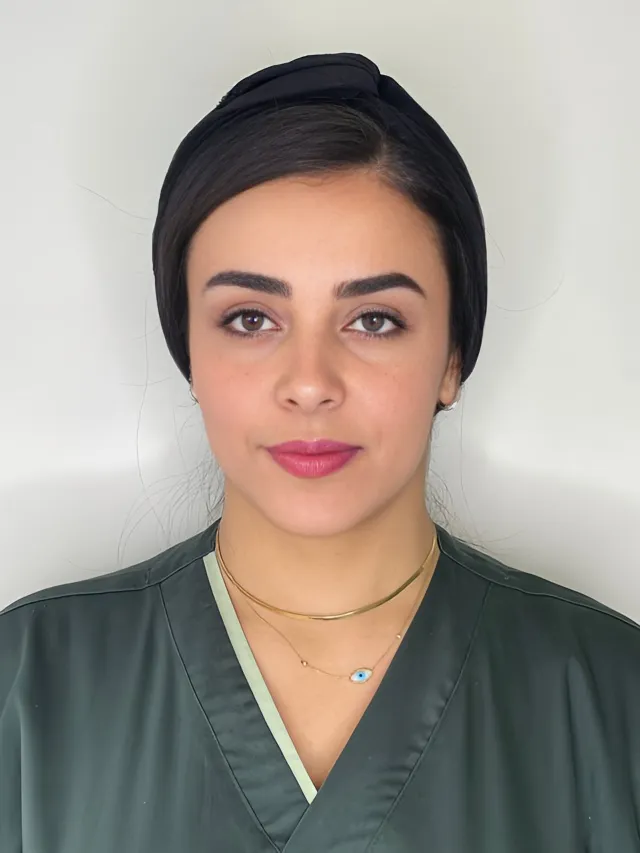 اعظم لرستانی اپراتور لیزر